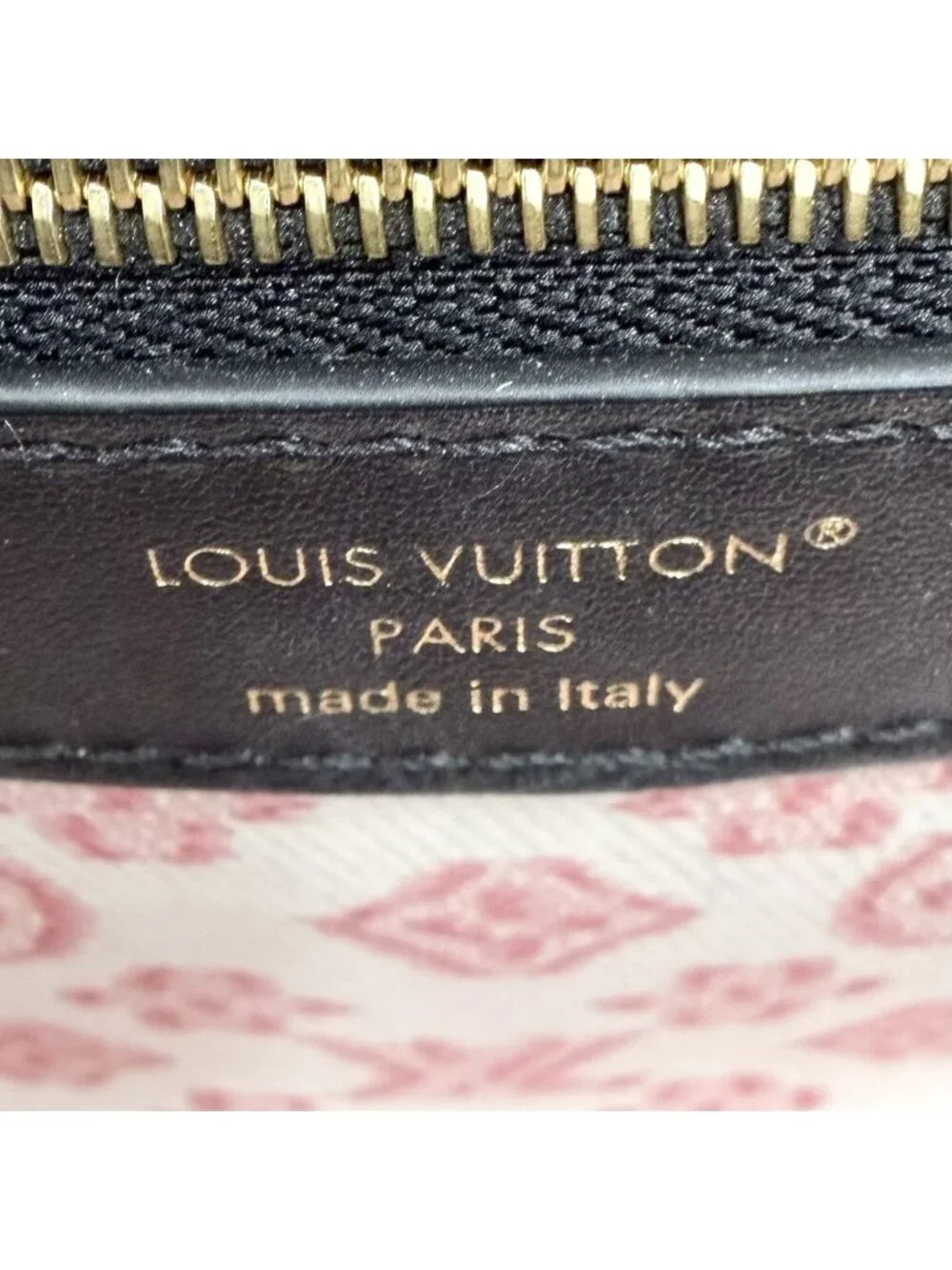 Louis Vuitton 2-Way Capucines Mini Shoulder Bag Crossbody Rattan Leather Beige